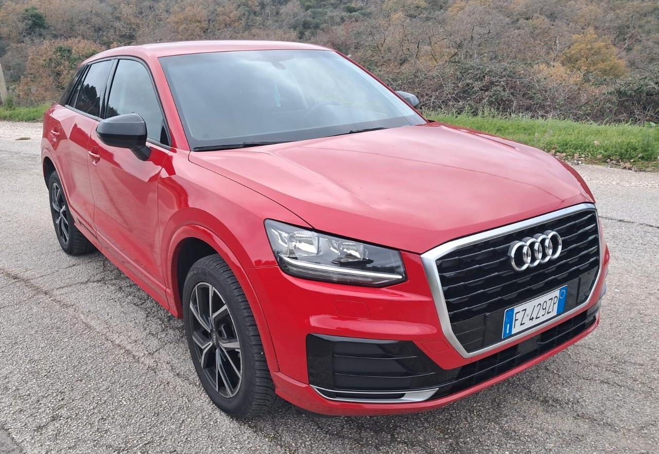 Audi Q2 35 TDI quattro S tronic Admired (Iva Esposta)