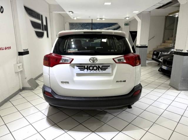 Toyota Rav4 2.0 d-4d 2wd 124cv mt