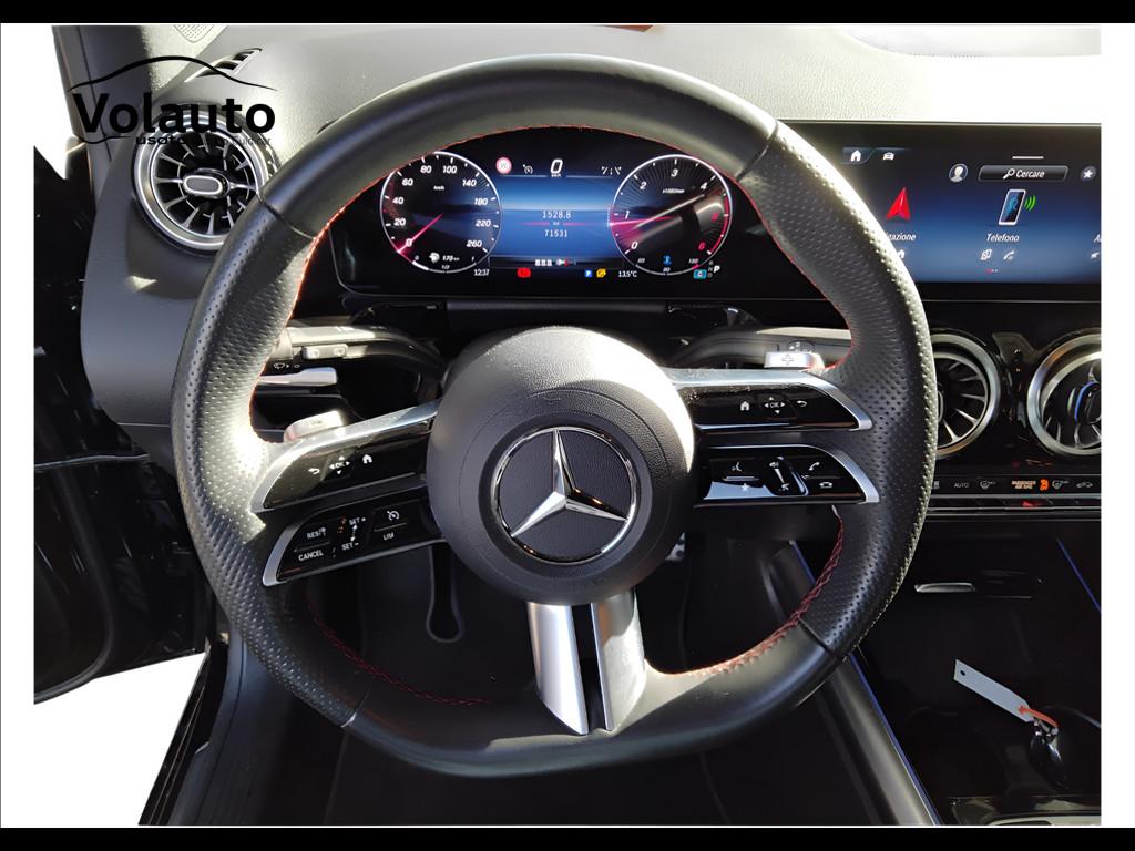 Mercedes-Benz Classe B - W247 2023 - B 180 AMG Line Advanced Plus auto
