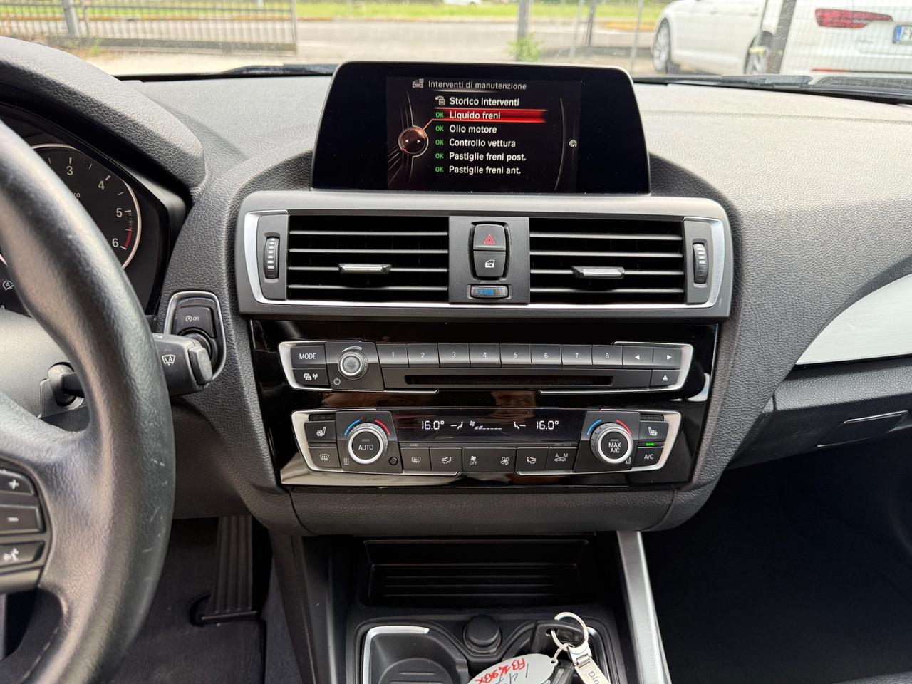 Bmw 120 120d xDrive 5p. Urban