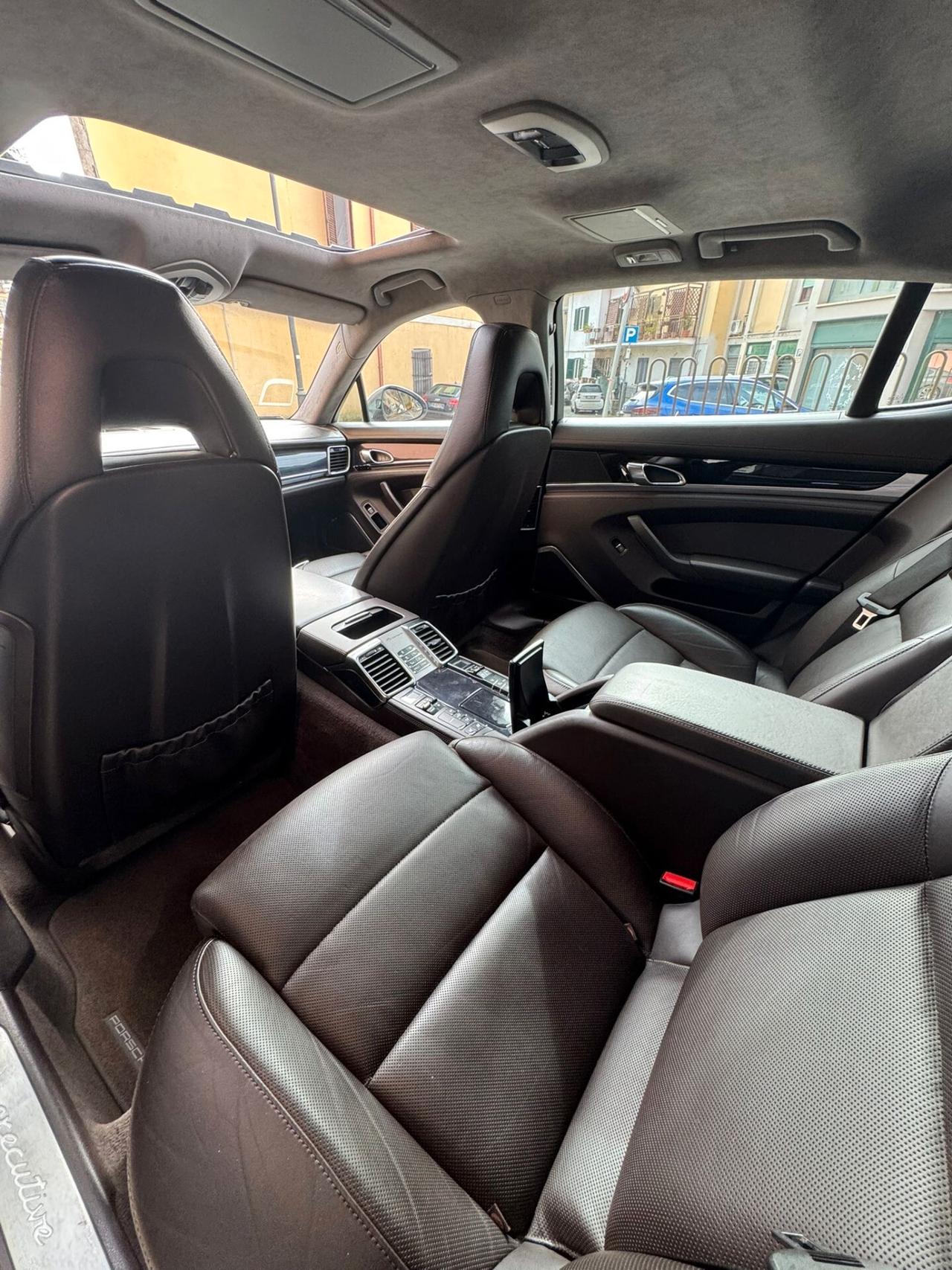 Porsche Panamera 3.0 4S Executive 420 cv, STRAFULL, UNICA, DA VETRINA