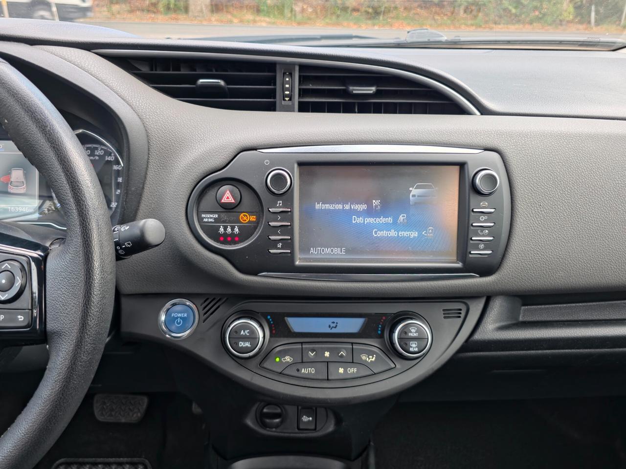 Toyota Yaris 1.5 Hybrid 5 porte Business E6 Automatico NEO 2018