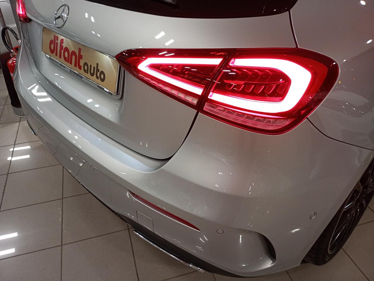 Mercedes-benz A 200 Automatic Premium Night Edition AMG
