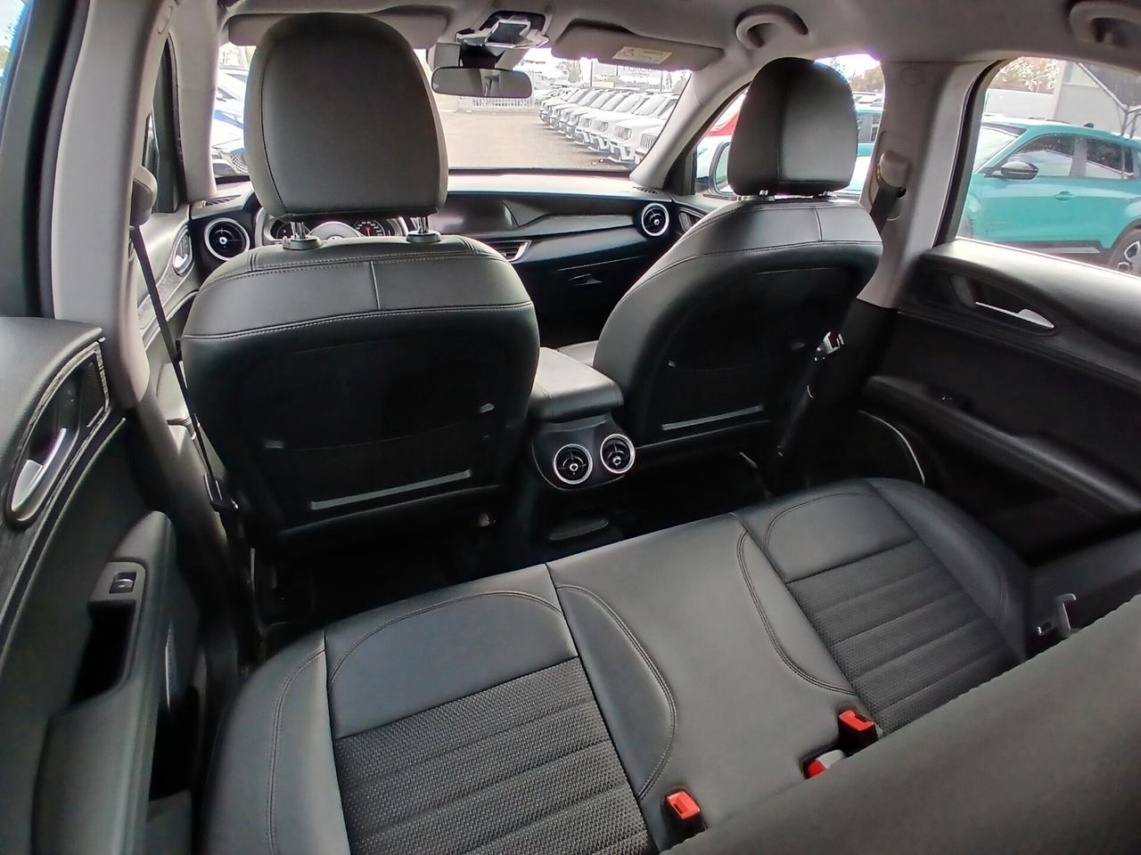 Alfa Romeo Stelvio 2.2 Turbodiesel 210 CV AT8 Q4