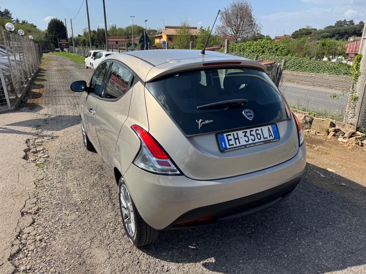 Lancia Ypsilon 1.2 69 CV 5 porte GPL Ecochic Gold