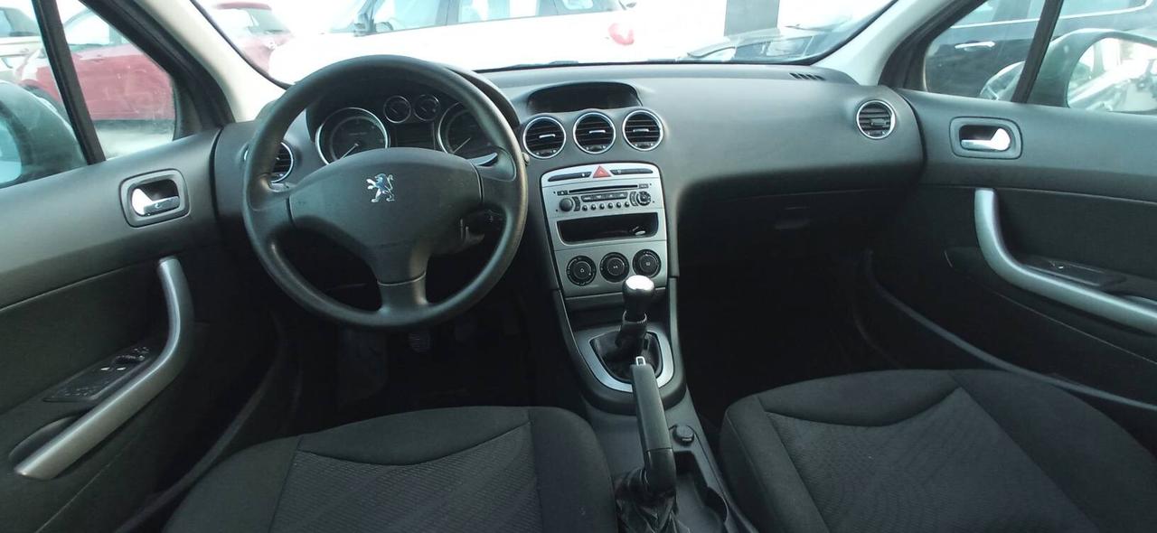 Peugeot 308 1.6 HDi 93CV