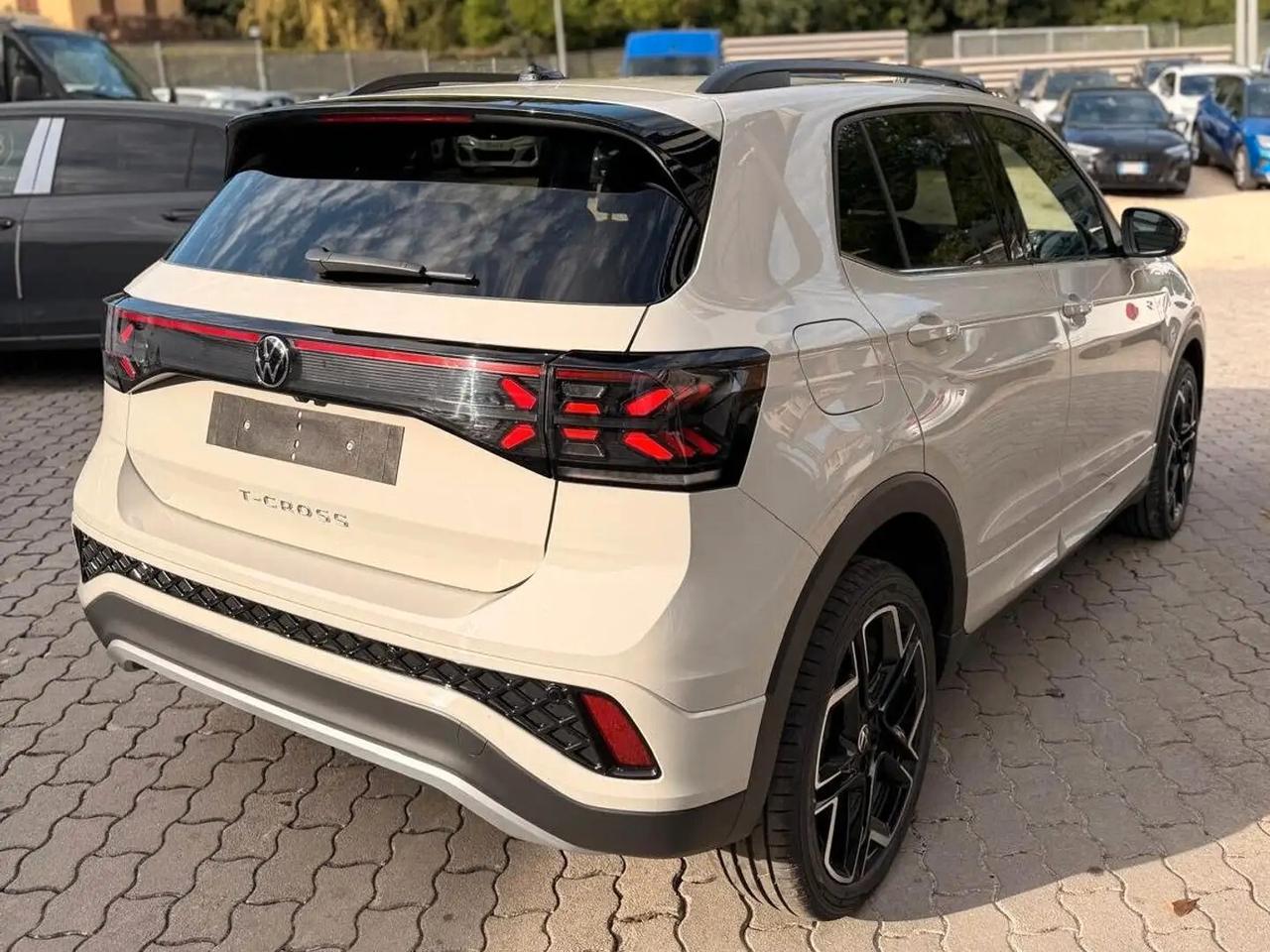 Volkswagen T-Cross 1.0 TSI 115 CV DSG R-Line Plus