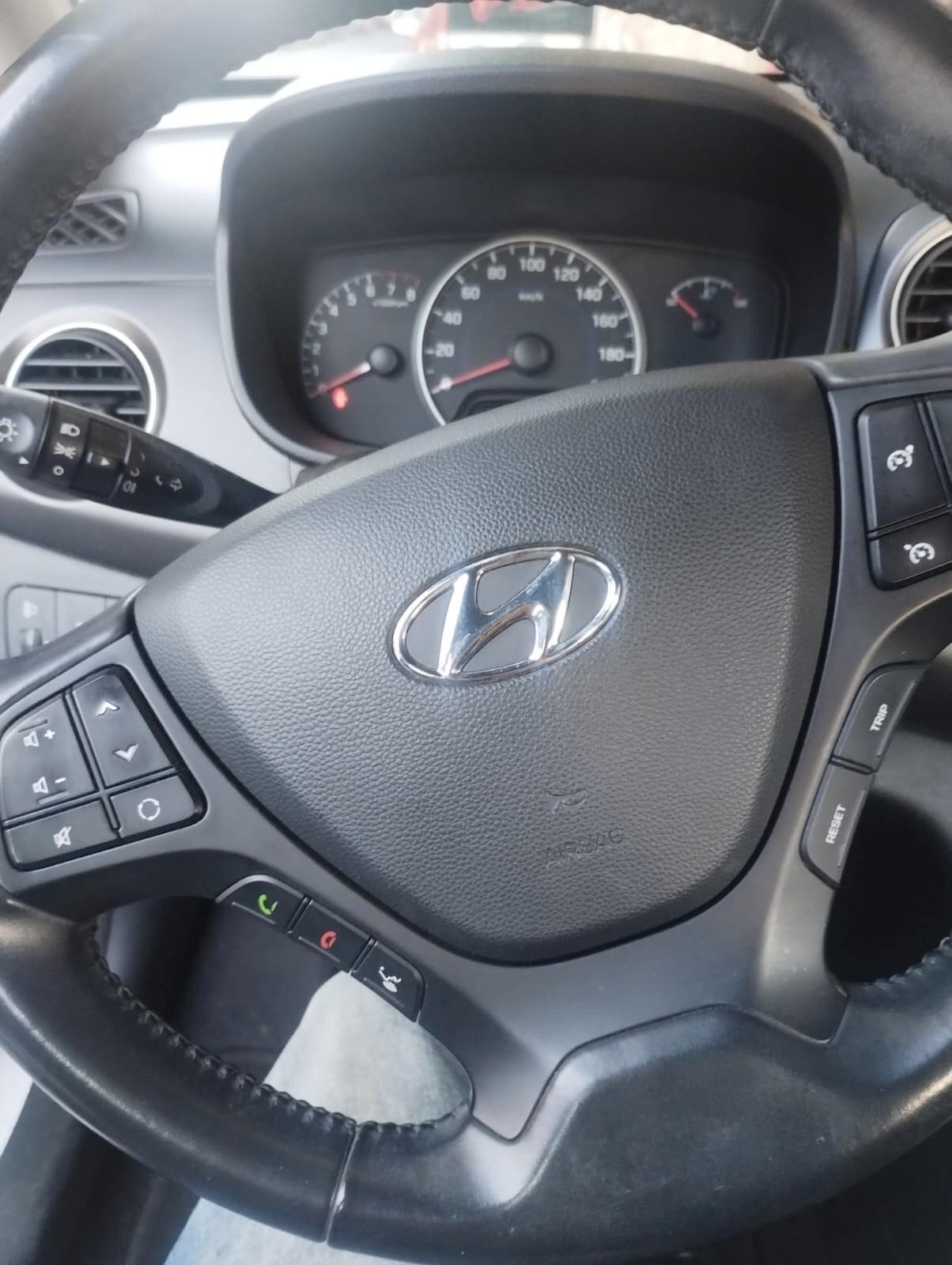 Hyundai i10 1.0 MPI Sound Edition