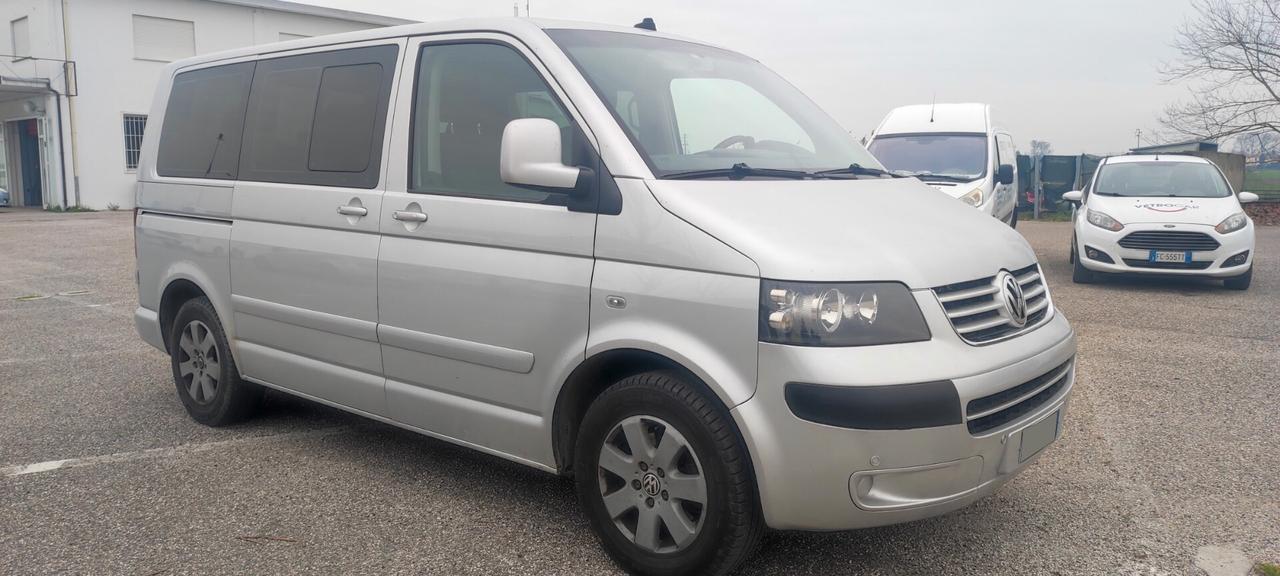 Volkswagen Multivan 2.5 TDI/174CV Comfortline