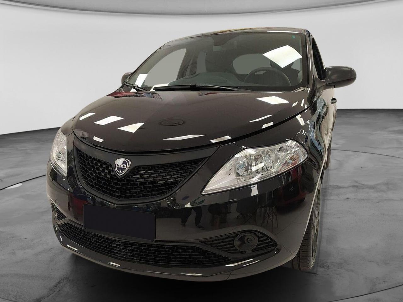 LANCIA Ypsilon III 2021 - Ypsilon 1.0 firefly hybrid Silver s&s 70cv