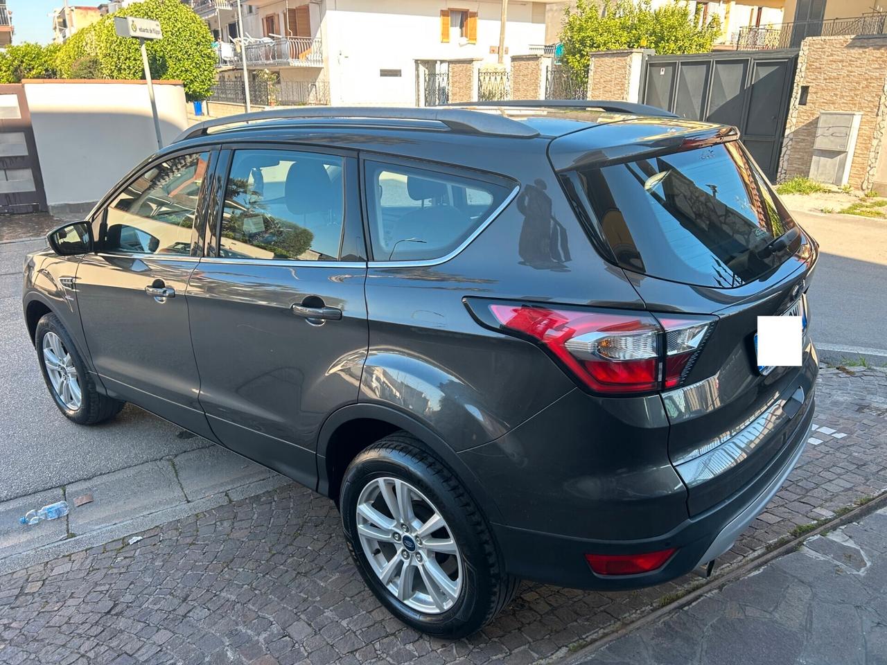 Ford Kuga 1.5 TDCI 120 CV S&S 2WD Titanium