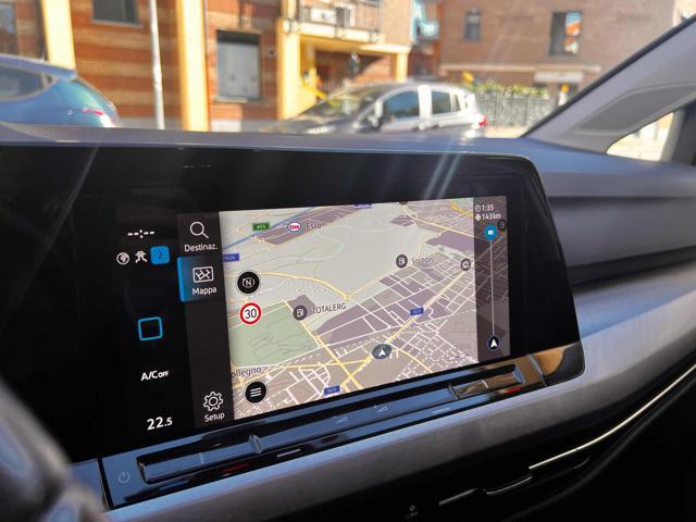 VOLKSWAGEN Golf 1.0 eTSI EVO DSG Life