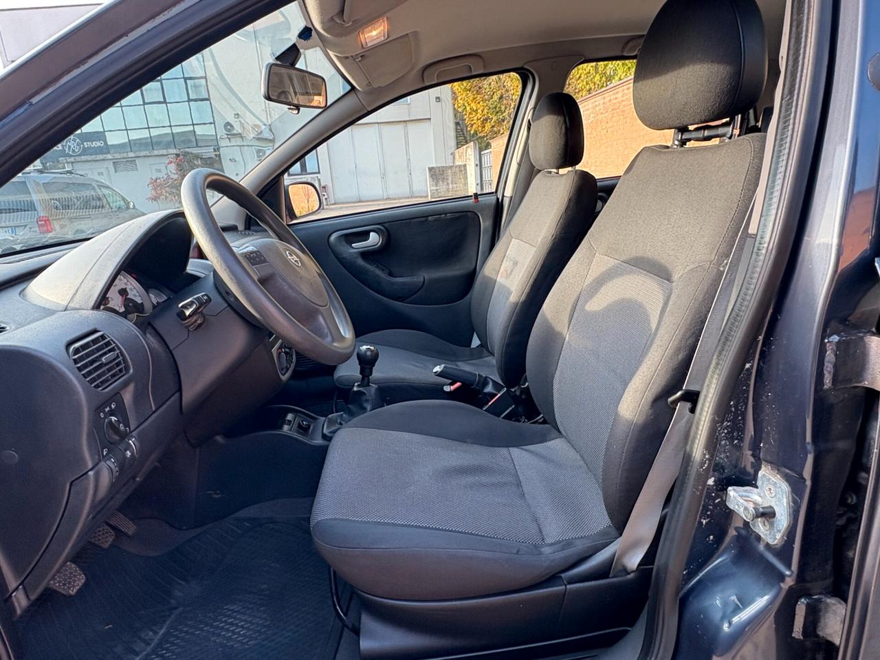 OPEL CORSA 1.3D- 145000km REALI-2006