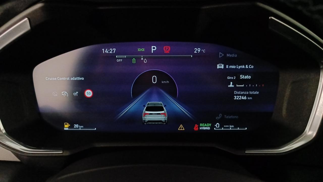 LYNK & CO 01 1.5 td phev auto