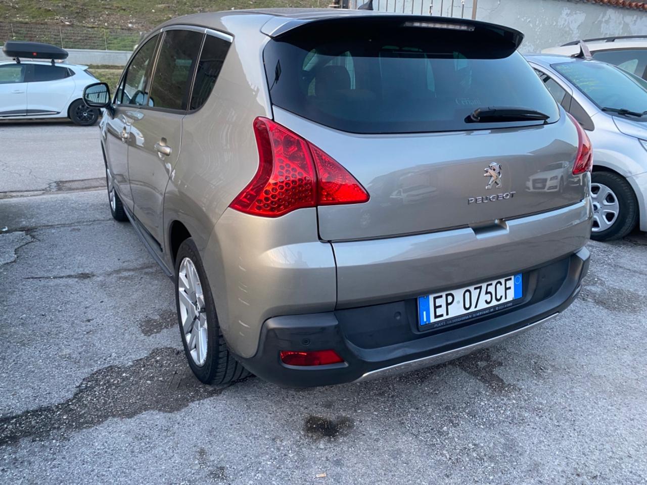 Peugeot 3008 HYbrid4