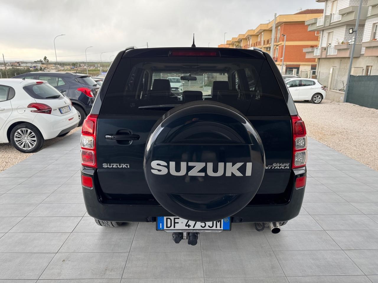 Suzuki Grand Vitara 1.9 DDiS GANCIO TRAINO TETTO APRILE