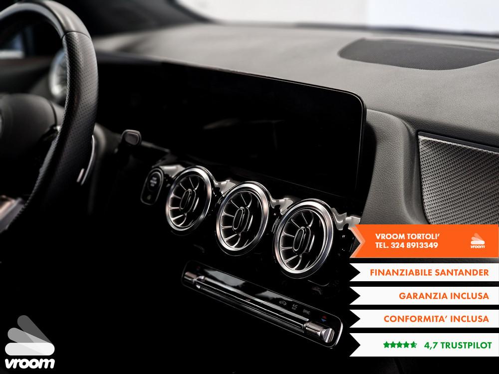 MERCEDES GLA (H247) GLA 200 d Automati...