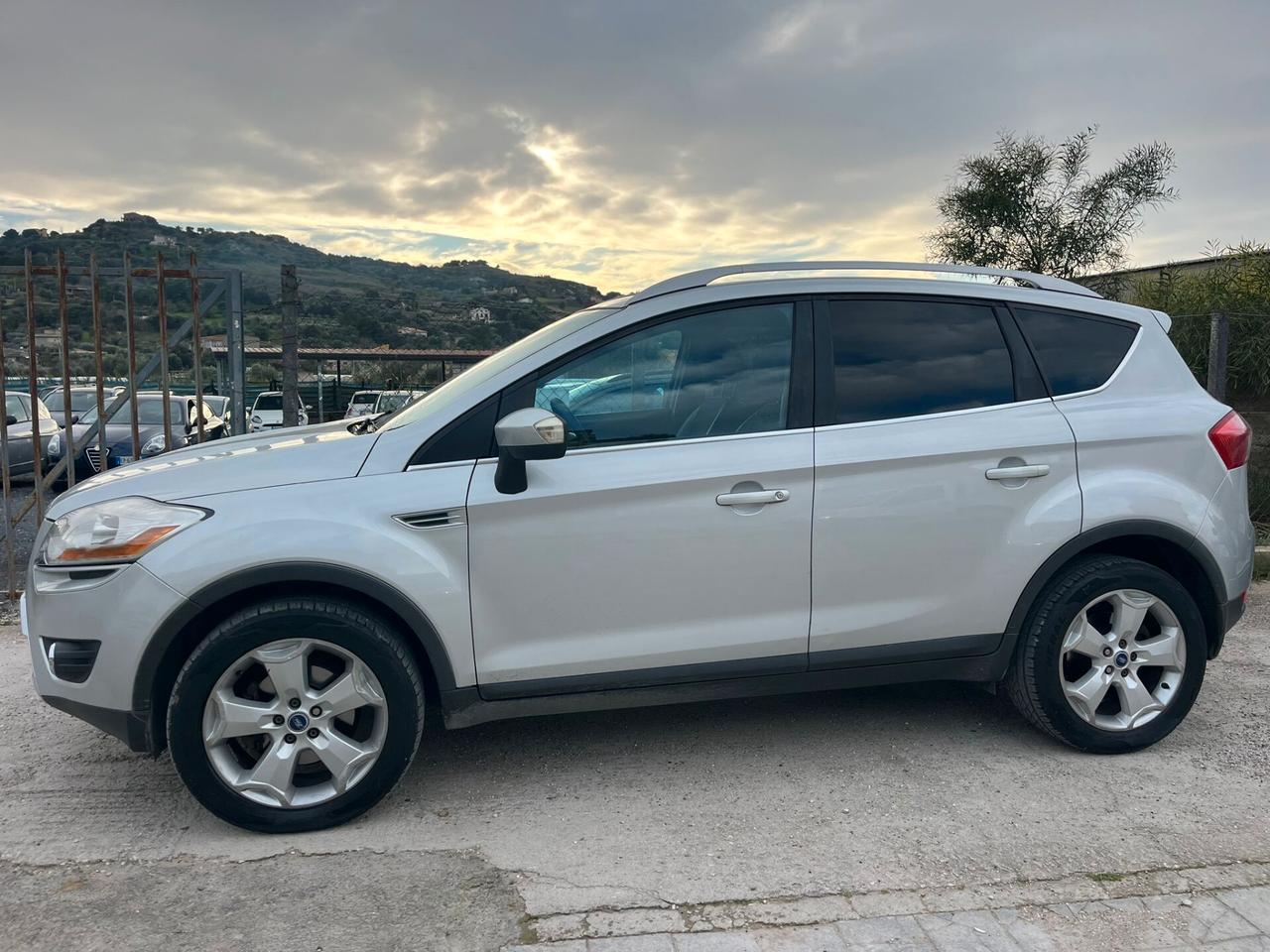 Ford Kuga 2.0 TDCi 136 CV 4WD Titanium DPF