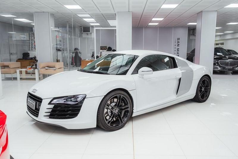 Audi R8 4.2 V8 FSI quattro