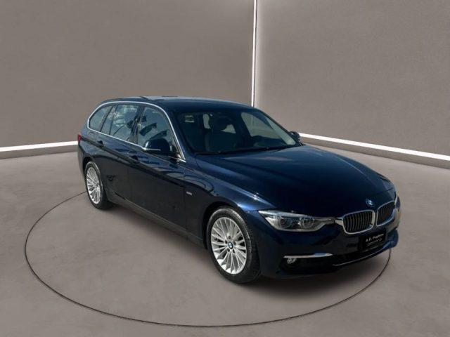 BMW 318 Serie 3 (F30/31) - d Touring Luxury