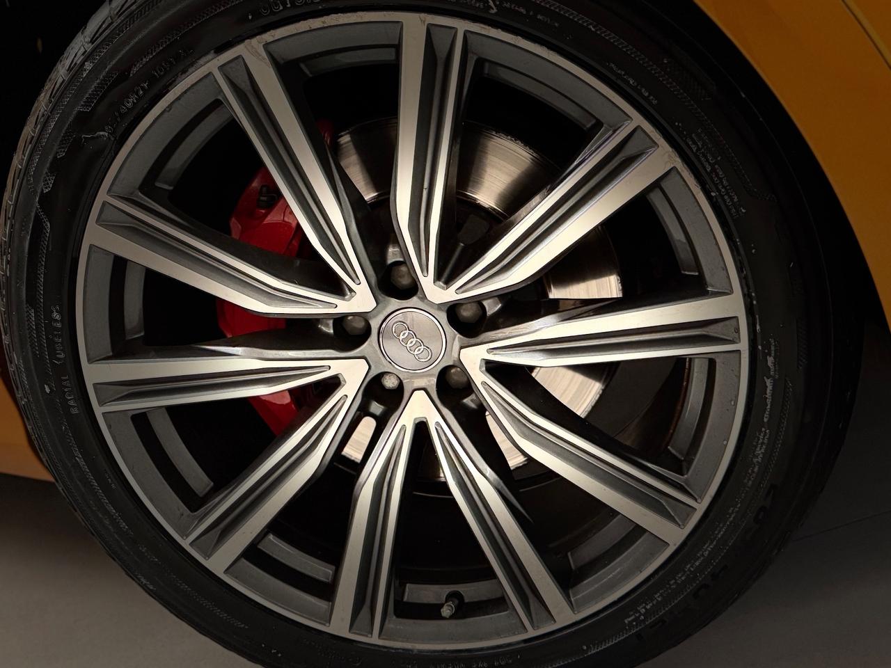 Audi Q8 50 TDI 286 CV quattro tiptronic S LINE EXCLUSIVE COLOR