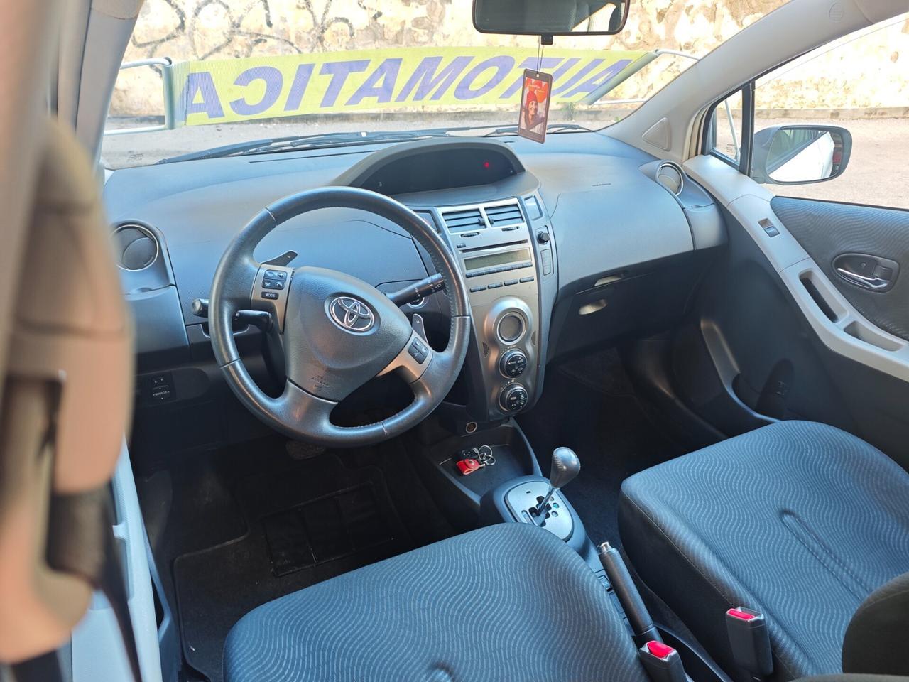 Toyota Yaris 1.3 5 porte M-MT Sol