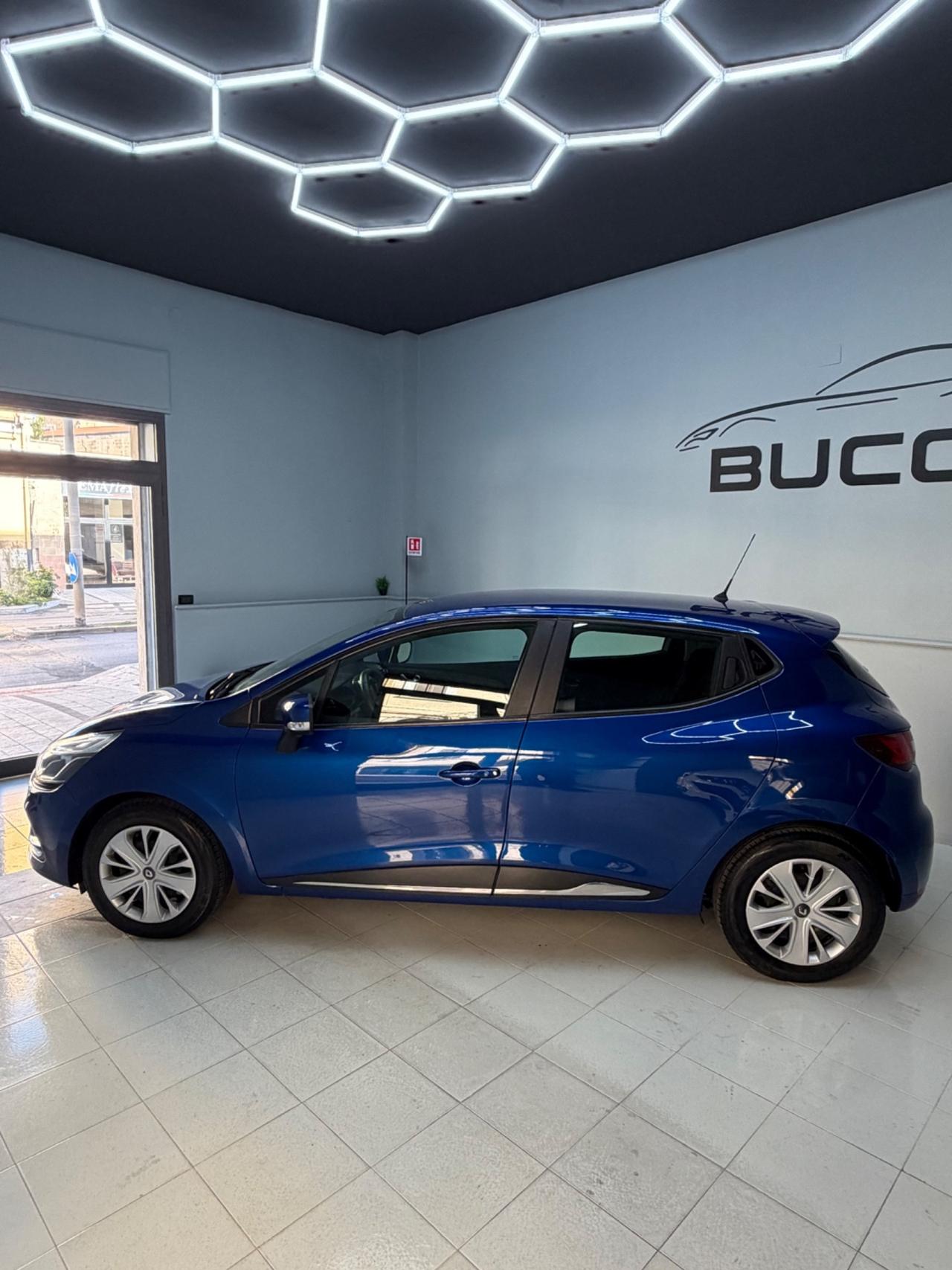 Renault Clio dCi 8V 90 CV 5 porte Moschino Life