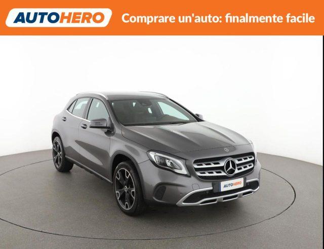 MERCEDES-BENZ GLA 220 Automatic 4Matic Sport