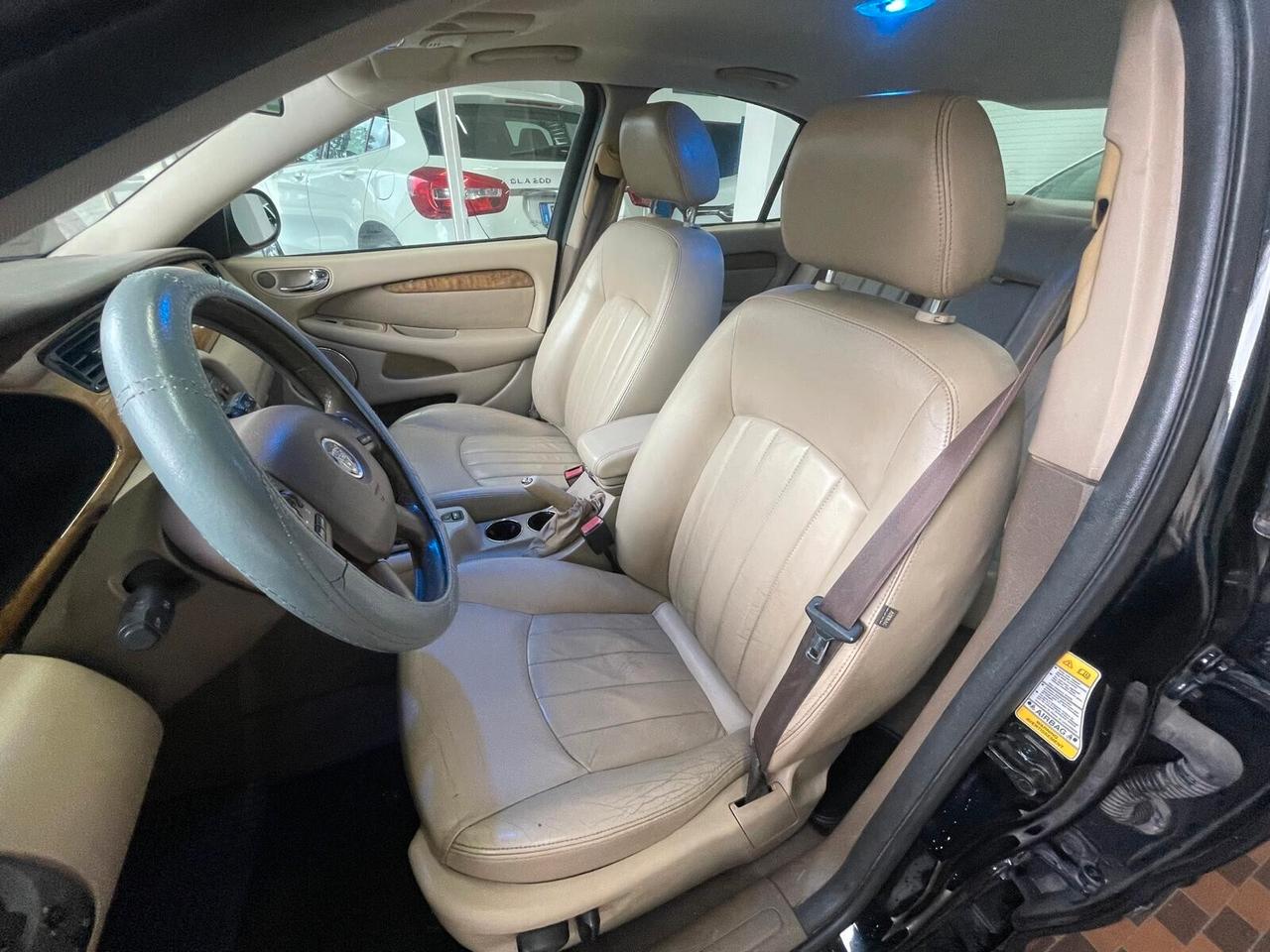 Jaguar X-Type 2.0D cat Executive EU3