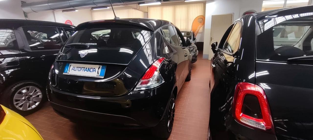 Lancia Ypsilon 1.2 69 CV 5 porte S&S Elefantino Blu