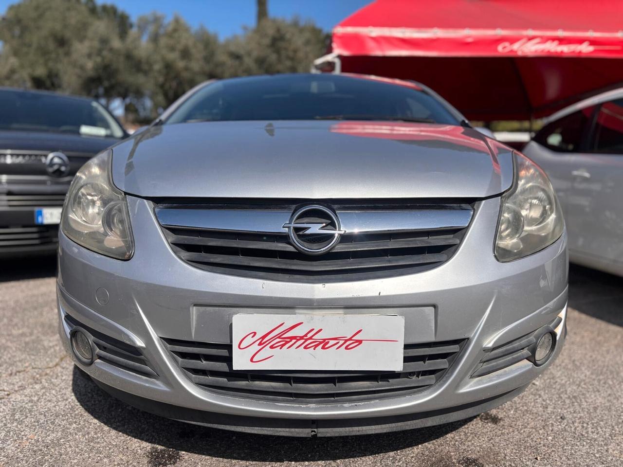 Opel Corsa 1.3 CDTI 3 porte / consumi bassi
