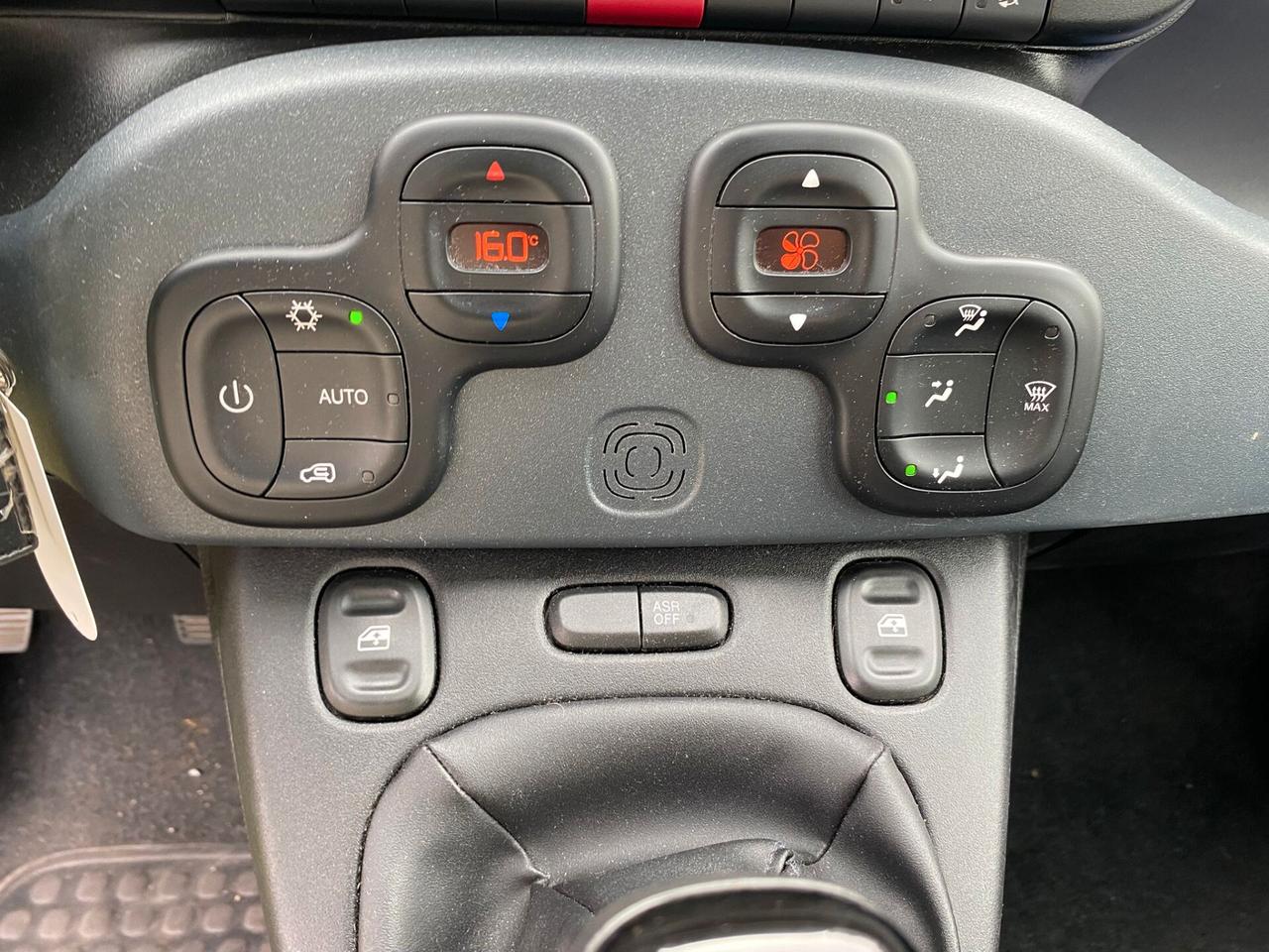 Fiat Panda 1.0 FireFly S&S Hybrid City Cross