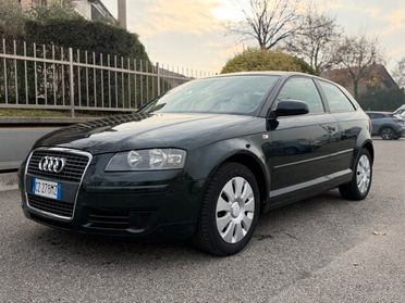 Audi A3 1.6 Ambition 3 porte