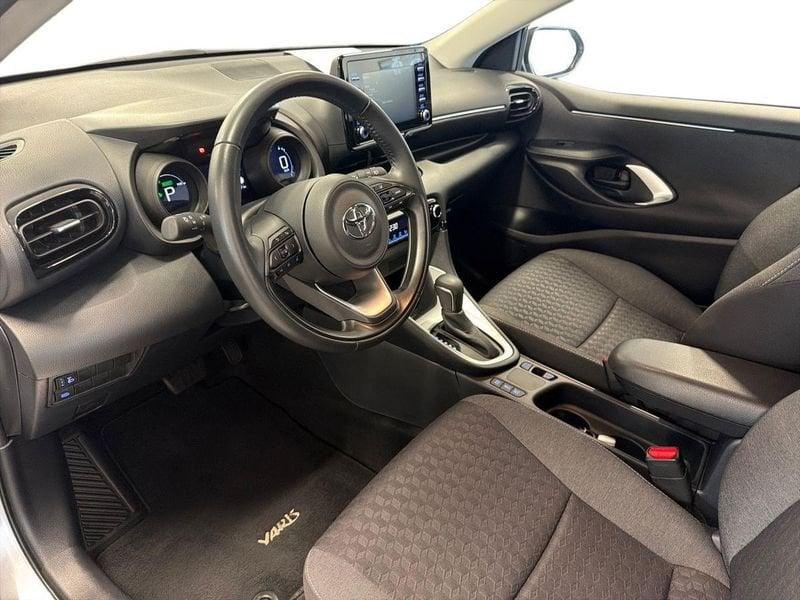 Toyota Yaris Hybrid Trend MY22