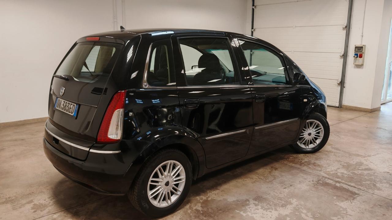 Lancia MUSA 1.4 16V EURO 5 Oro