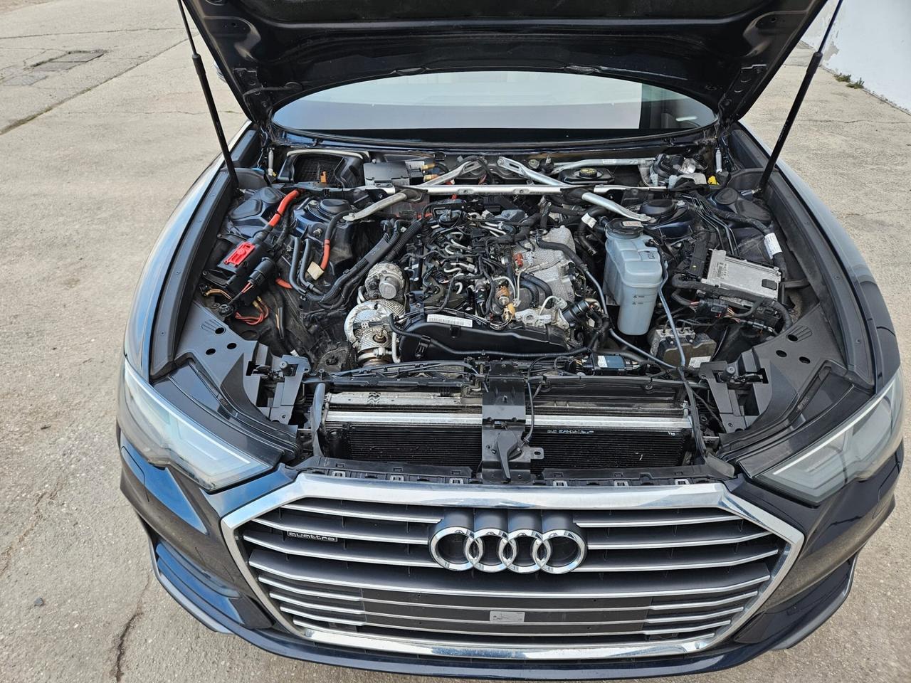 Audi A6 Avant 40 2.0 tdi mhev s-tronic MOTORE KO