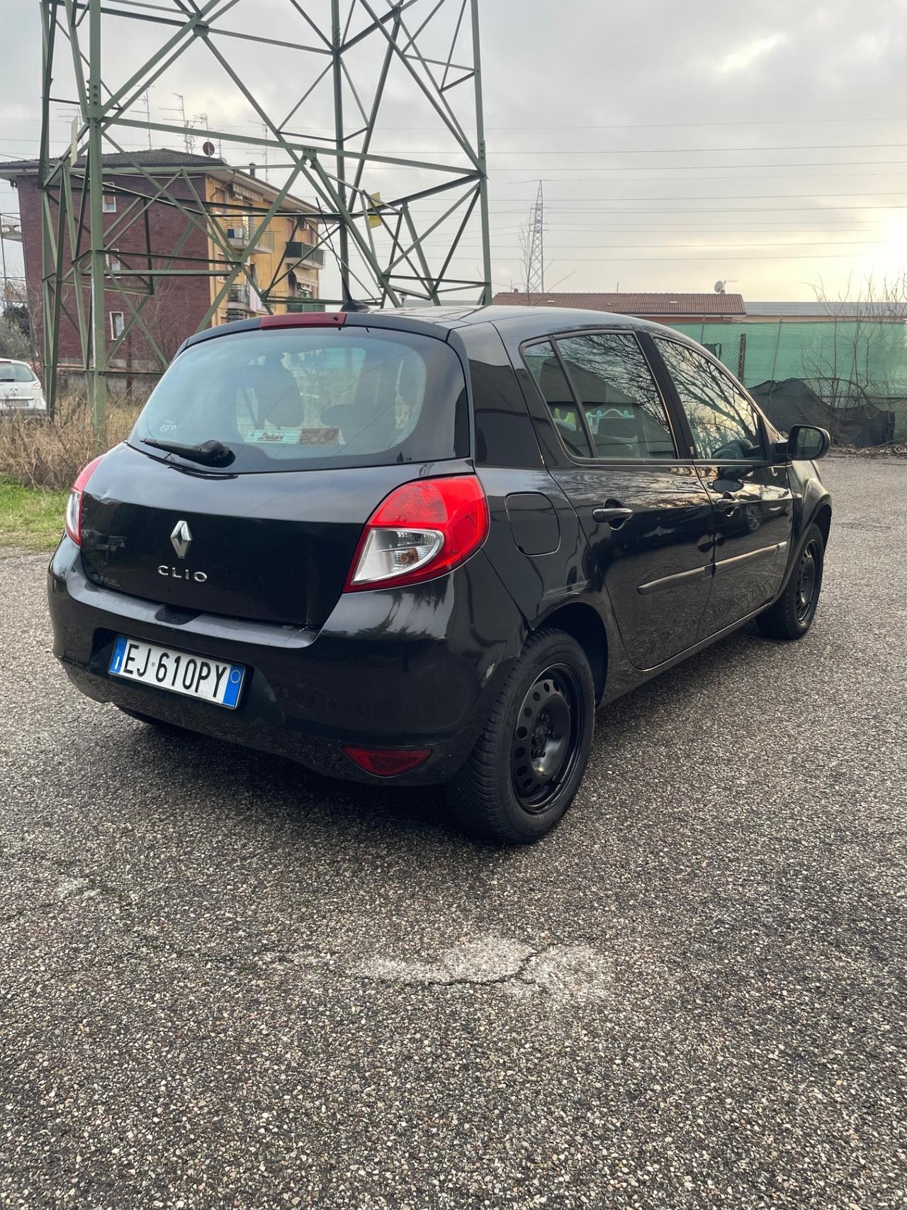 Renault Clio 1.2 16V 5 porte GPL Dynamique