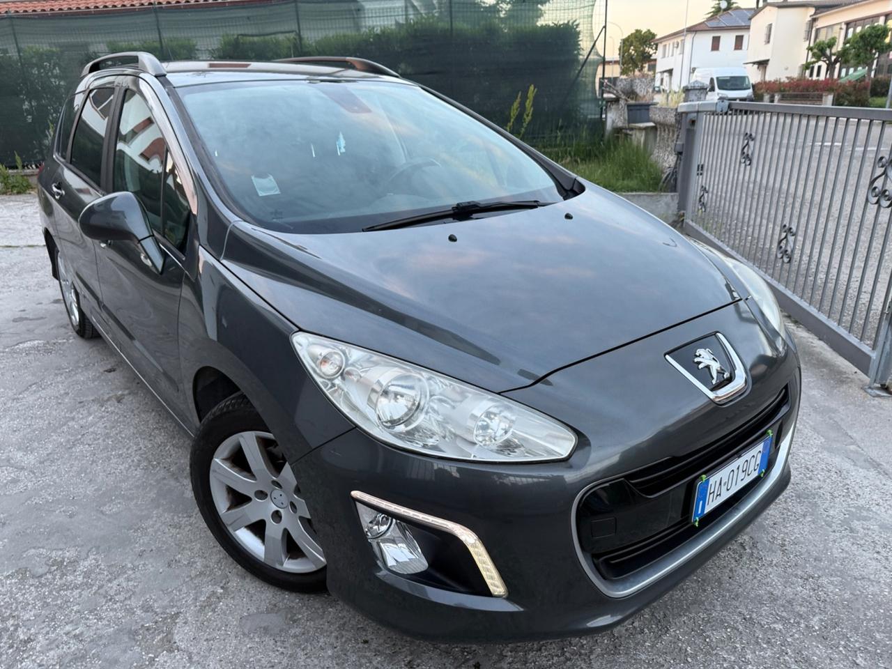 Peugeot 308 1.6 DIESEL START&STOP 2013 NEOPATENTATI