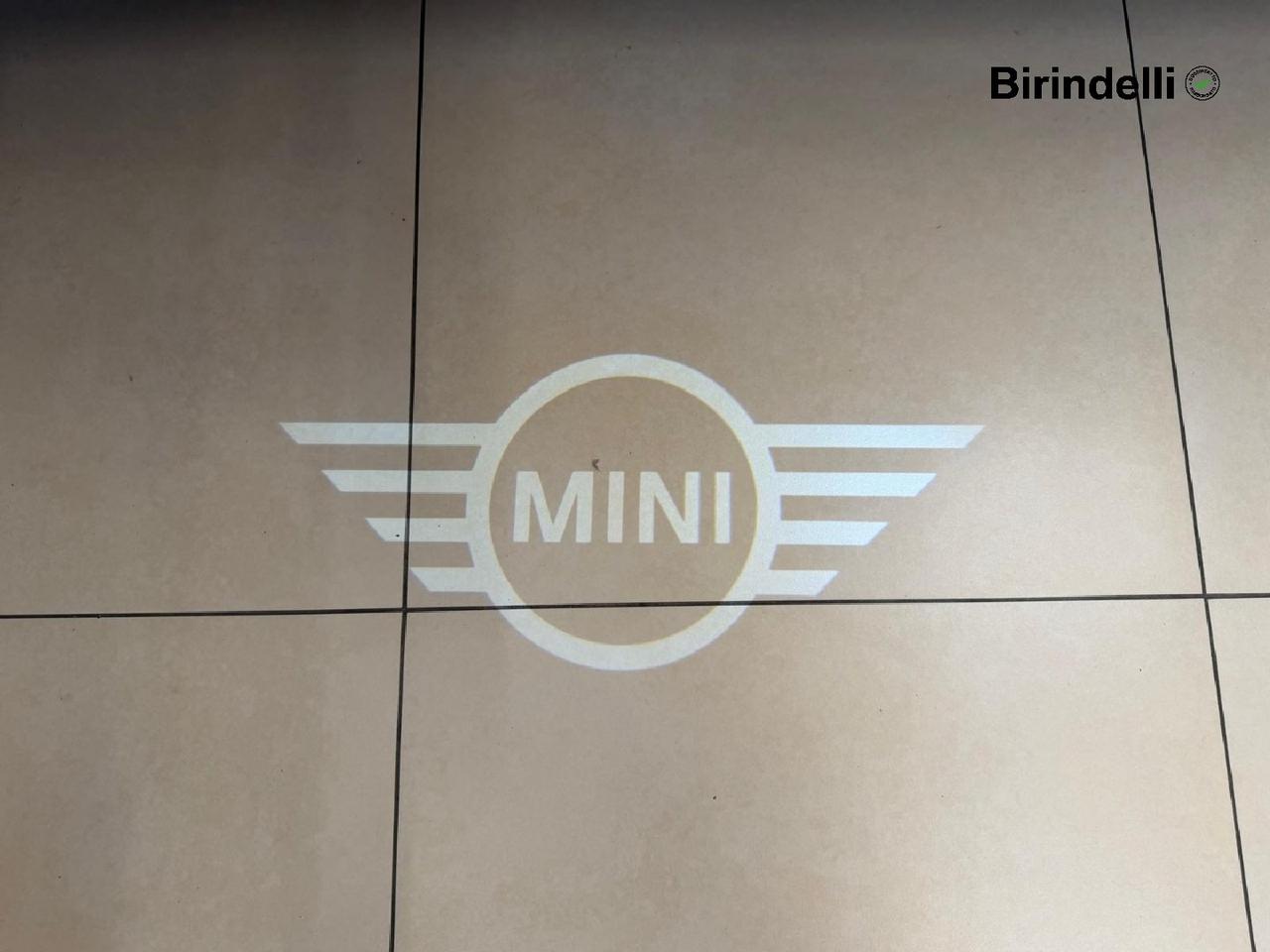 MINI Mini Countrym.(U25) - Mini E Favoured Countryman
