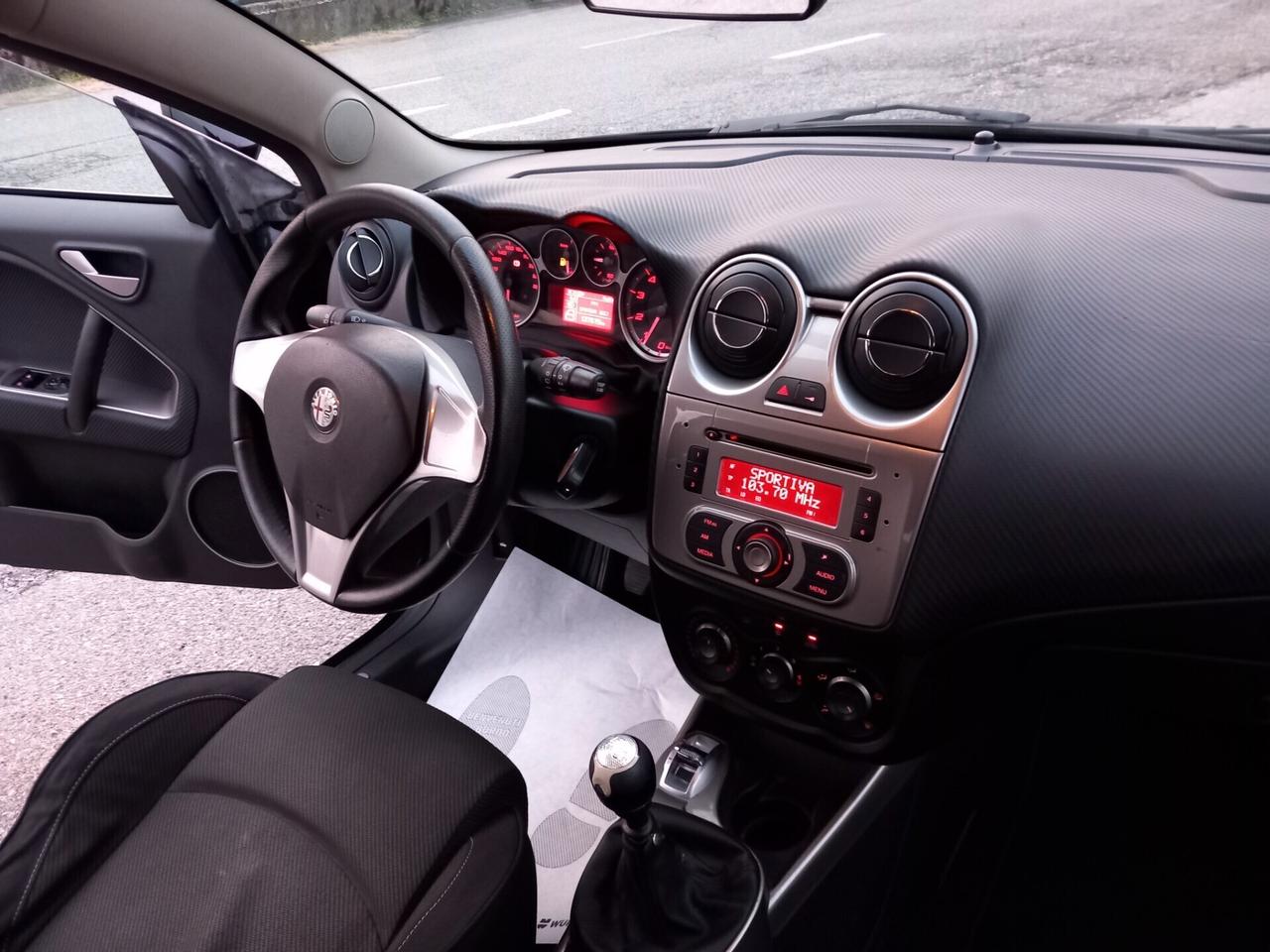 Alfa Romeo MiTo 1.4 78 CV Distinctive Sport Pack