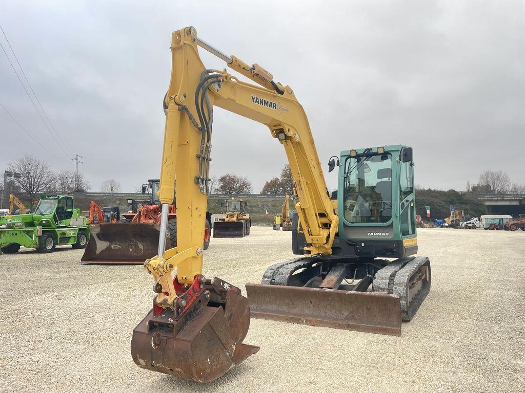 MINIESCAVATORE YANMAR SV 100-2A