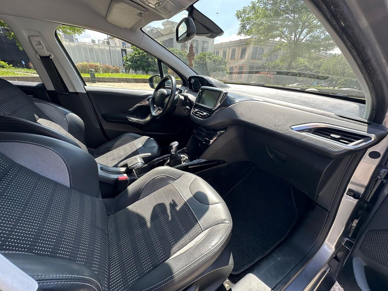 Peugeot 2008 BlueHDi Allure