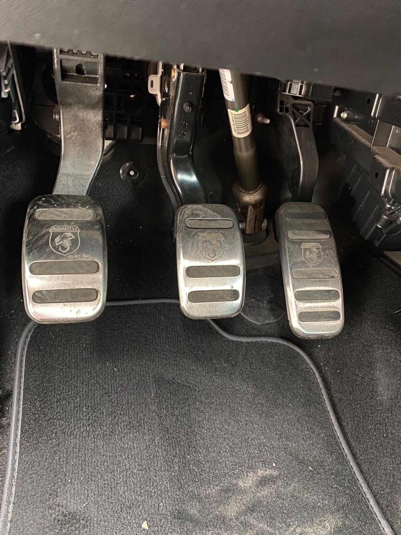 Abarth 595 1.4 Turbo T-Jet 180cv Competizione