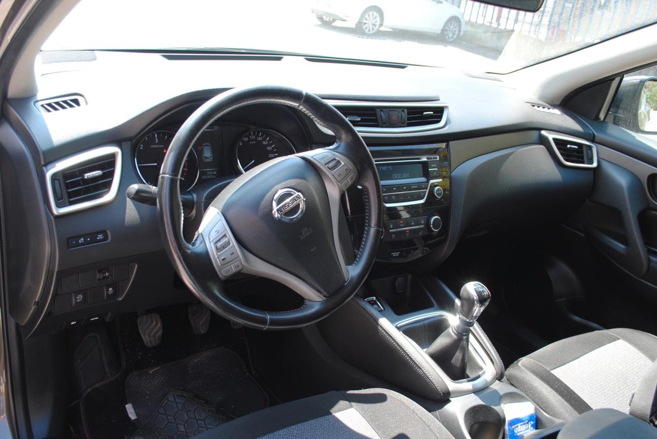 Nissan Qashqai 1.5 dCi Visia