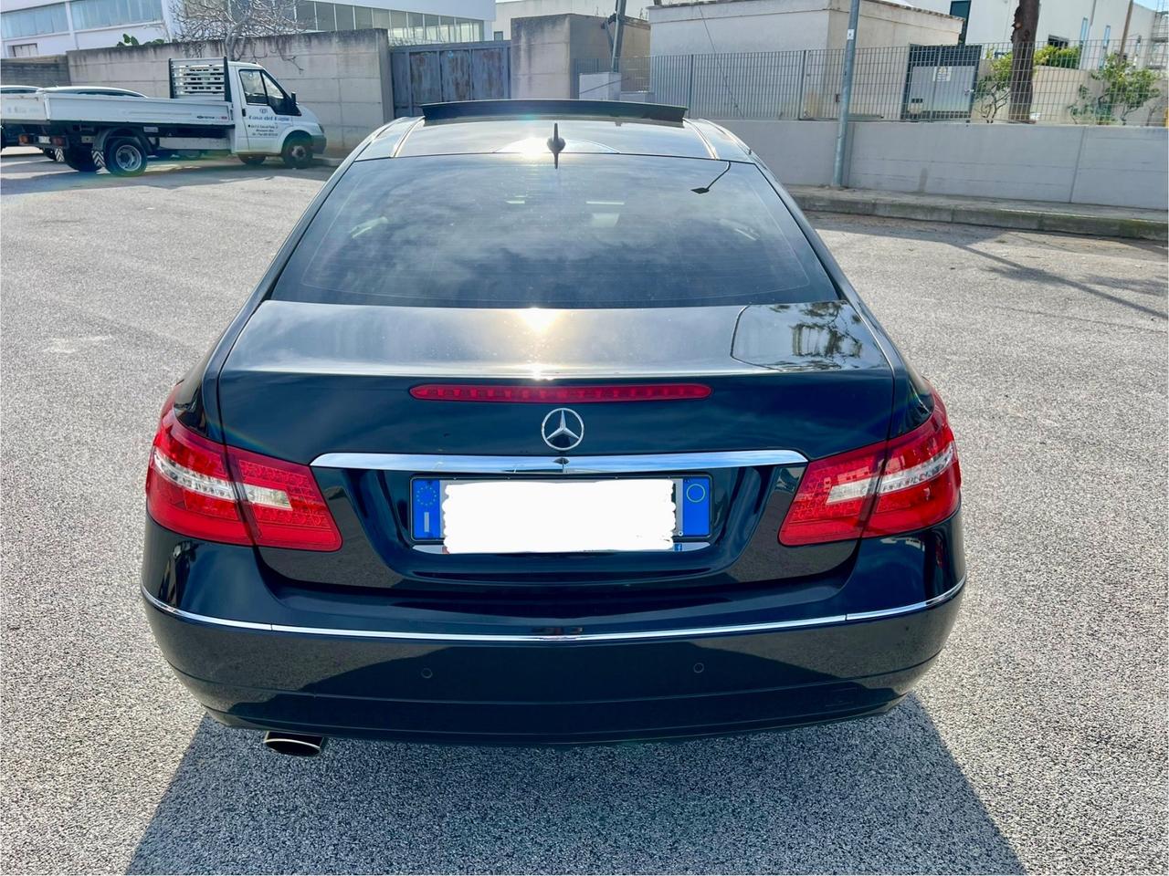 Mercedes-benz E 220 E 220 CDI Coupé BlueEFFICIENCY Avantgarde