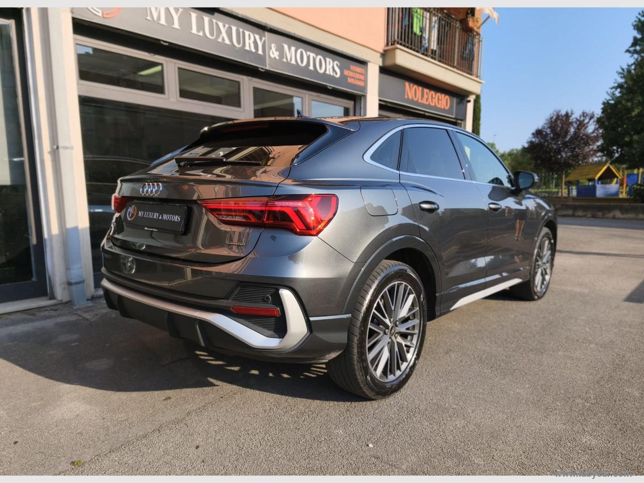 AUDI Q3 SPB 40 TFSI quattro S tr. S line ed.