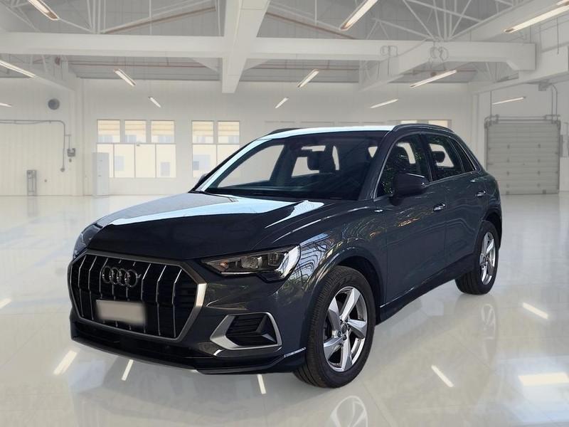 AUDI Q3 35 TDI S tronic Business Advanced