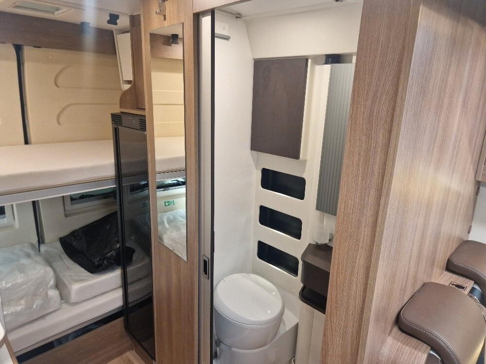 CAMPER VAN DREAMER FAMILY VAN SELECT