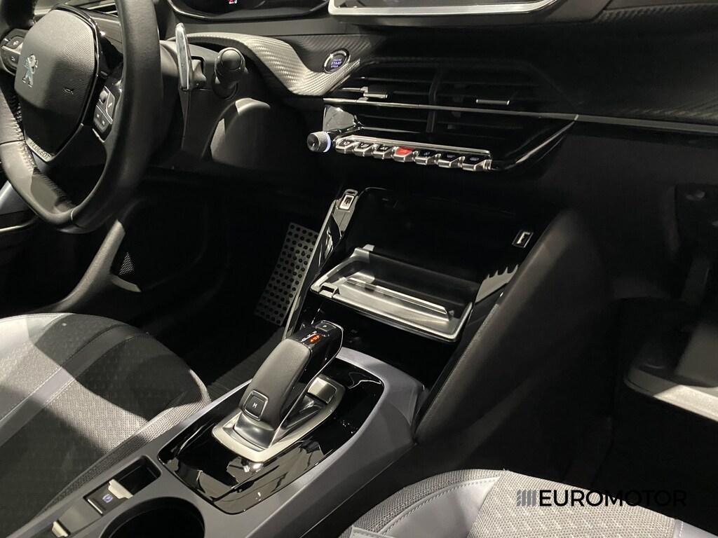 Peugeot 2008 1.5 BlueHDi Allure Navi Pack EAT