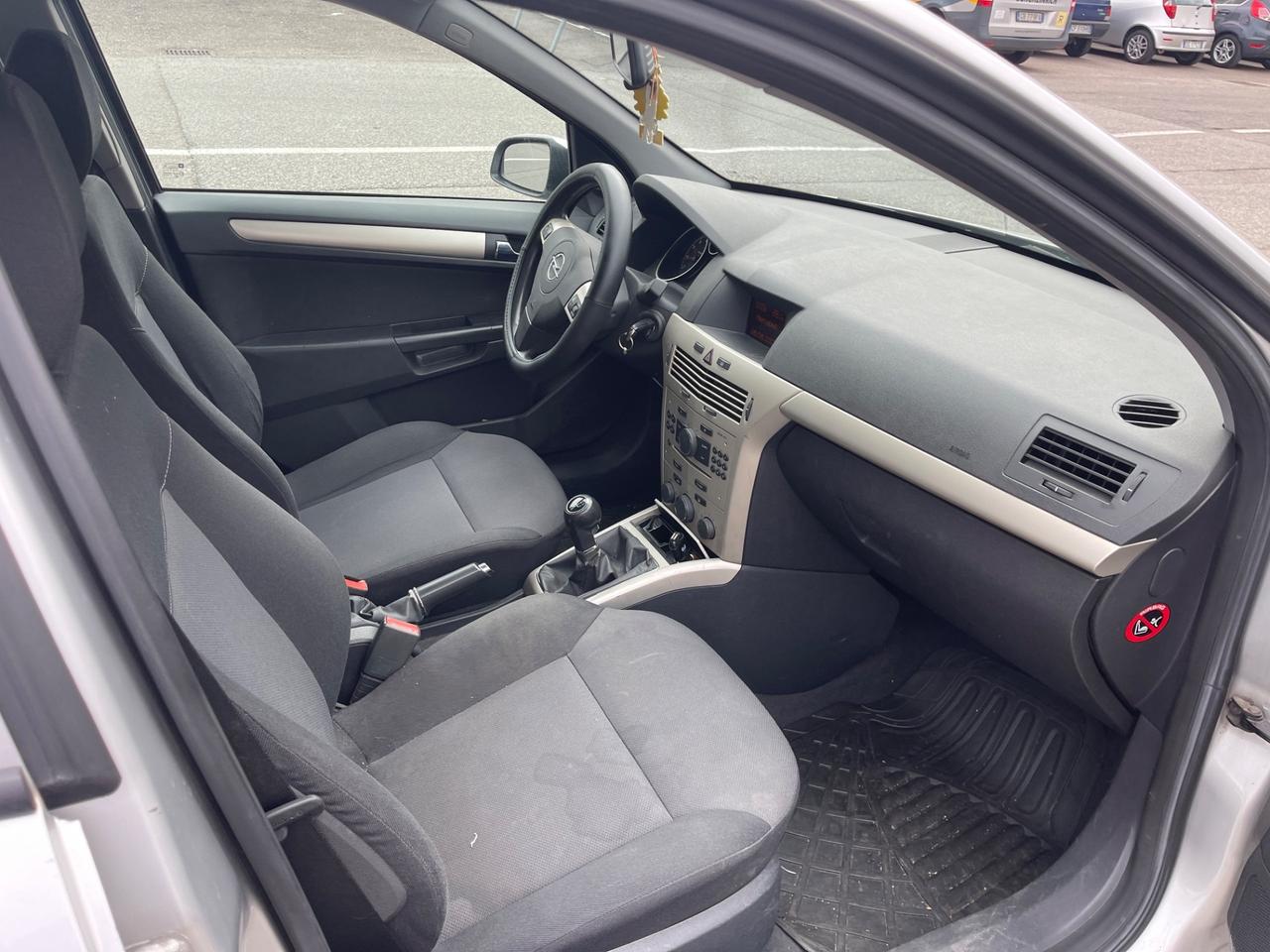 OPEL ASTRA 1.6 BENZINA-GPL 2028 EURO4 NEOPATENTATI